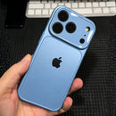 Case iPhone King Pro Titanium - Transforme seu iPhone no novo iPhone 18! - Compatível do 13 ao 18 Pro Max (Lançamento)